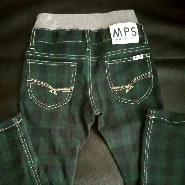 MPS(エムピーエス)の🉐MPS　130sizeスキニーパンツ中古 キッズ/ベビー/マタニティのキッズ服男の子用(90cm~)(パンツ/スパッツ)の商品写真