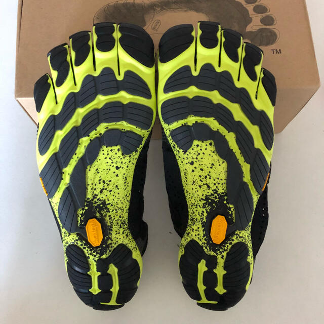 vibram(ビブラム)のVibram FiveFingers/M43(28.0cm)ジミー様専用 メンズの靴/シューズ(スニーカー)の商品写真