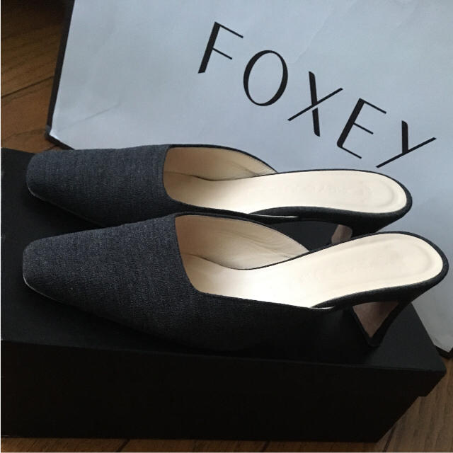 FOXEY(フォクシー)のフォクシー♡お上品ミュール♡アナイ エムプルミエ ルネ ハロッズ 銀座かねまつ レディースの靴/シューズ(ミュール)の商品写真