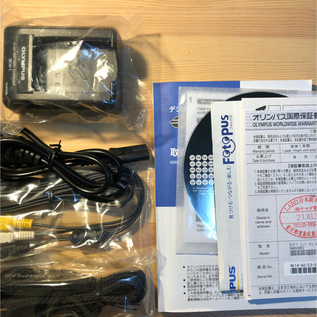 OLYMPUS PEN E-P1 パンケーキレンズセット OLYMPUS PEN E-P1 パンケーキレンズセット