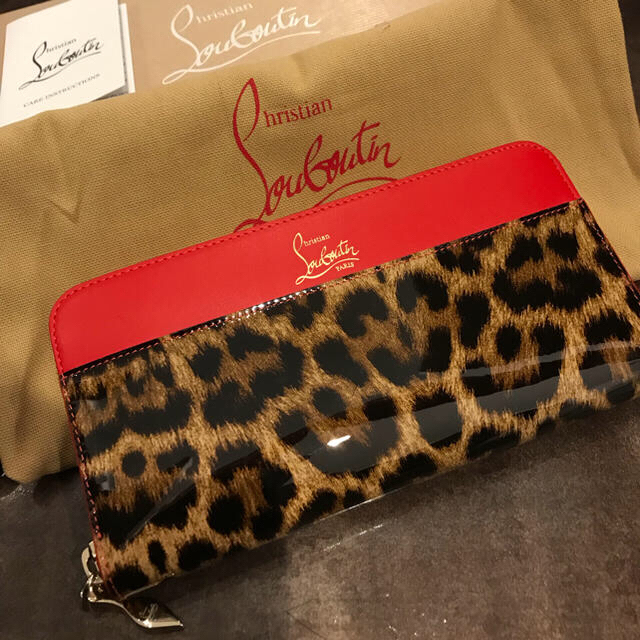 気質アップ Christian Louboutin - クリスチャンルブタン レオパード