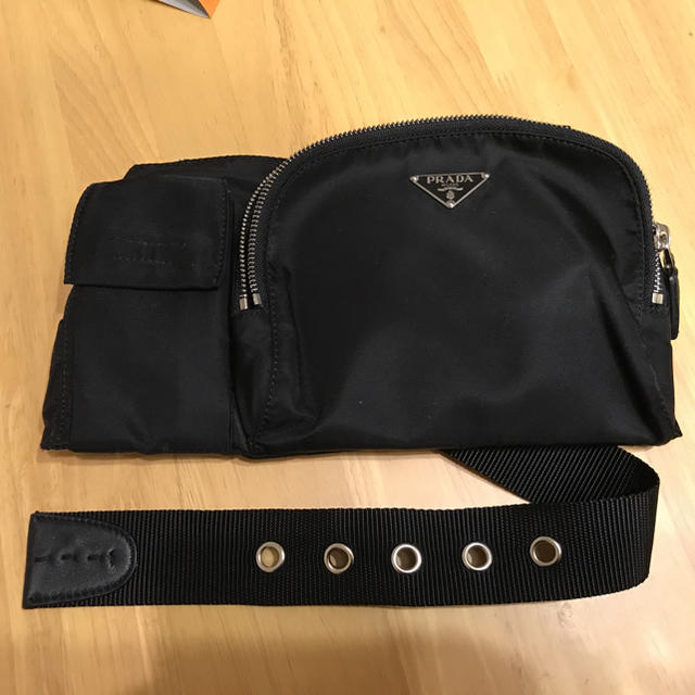 PRADA ウエストポーチ 未使用品-