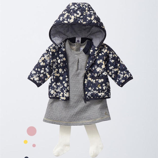 PETIT BATEAU(プチバトー)のプチバトー 17AW フラワープリントフード付きブルゾン 24m 新品タグ付き キッズ/ベビー/マタニティのベビー服(~85cm)(ジャケット/コート)の商品写真