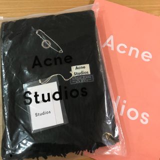 アクネ(ACNE)の【新品・未使用・正規品】Acne studios ブラック ライトグレー(マフラー/ショール)