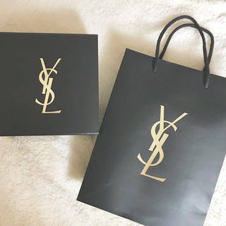 イヴサンローランボーテ(Yves Saint Laurent Beaute)のイヴサンローラン 紙袋(ショップ袋)