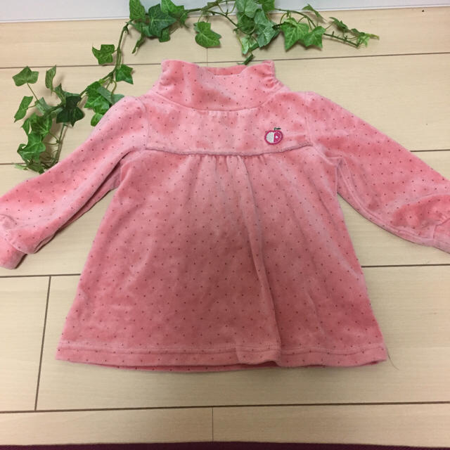 3can4on(サンカンシオン)の3can4on  ベロアトップス 90 キッズ/ベビー/マタニティのキッズ服女の子用(90cm~)(ニット)の商品写真