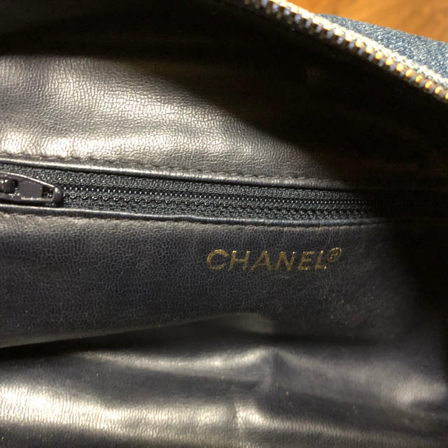 CHANEL(シャネル)のCHANEL ココマーク バニティポーチ デニム オールドシャネル レディースのファッション小物(ポーチ)の商品写真