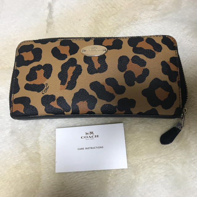 COACH(コーチ)のCoach レオパード 長財布 レディースのファッション小物(財布)の商品写真