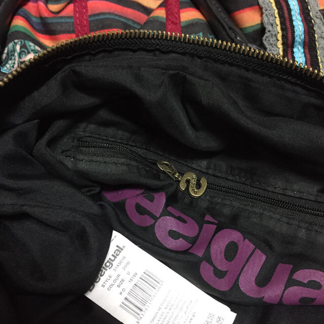 DESIGUAL(デシグアル)のＤesigual  デシグアル  カラフル⭐️大きめショルダーバッグ レディースのバッグ(ショルダーバッグ)の商品写真