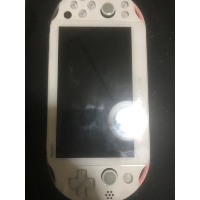 PlayStation Vita(プレイステーションヴィータ)のpsヴィータ エンタメ/ホビーのゲームソフト/ゲーム機本体(携帯用ゲーム機本体)の商品写真