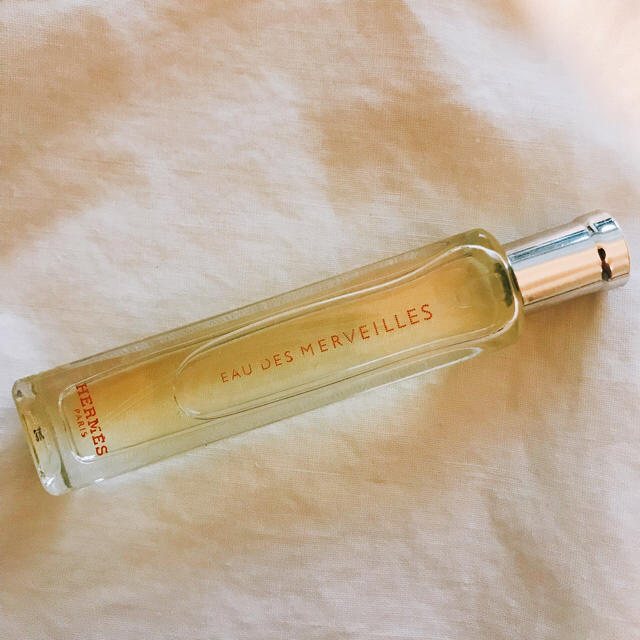 Hermes(エルメス)のエルメス HERMESオードトワレEAU DES MERVEILLES 15ml コスメ/美容の香水(ユニセックス)の商品写真