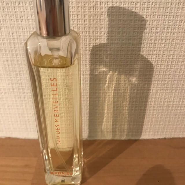 Hermes(エルメス)のエルメス HERMESオードトワレEAU DES MERVEILLES 15ml コスメ/美容の香水(ユニセックス)の商品写真