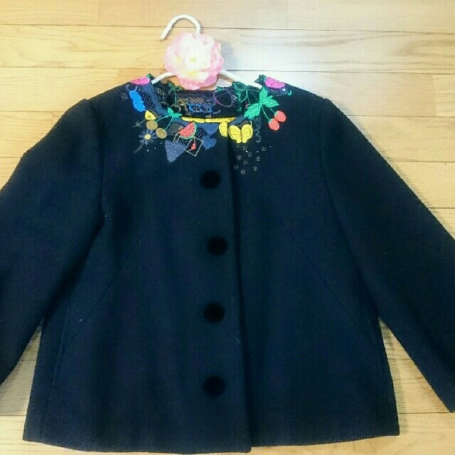 franche lippee(フランシュリッペ)の☆今だけ☆新品☆フランシュリッペ☆フルーツ☆ちょうちょ☆デザインコート レディースのジャケット/アウター(その他)の商品写真