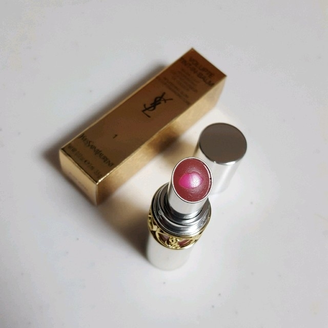 Yves Saint Laurent Beaute(イヴサンローランボーテ)のmiii様専用 コスメ/美容のベースメイク/化粧品(口紅)の商品写真