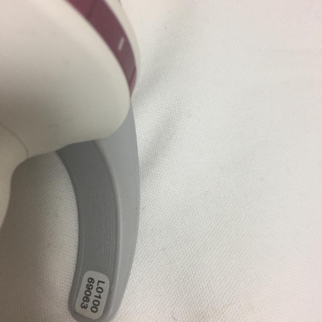 Lumiere Blanc(リュミエールブラン)のヘアビューロン L 34mm スマホ/家電/カメラの美容/健康(ヘアアイロン)の商品写真