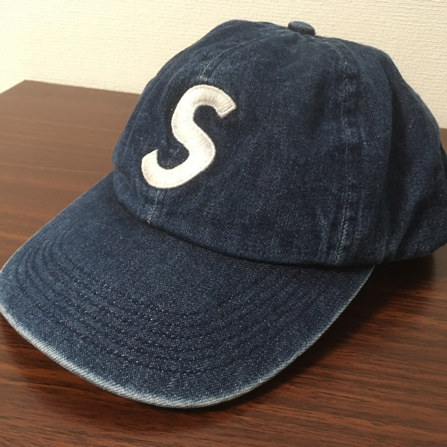 Supreme(シュプリーム)の値下げ！Supreme Washed Denim S Logo メンズの帽子(その他)の商品写真