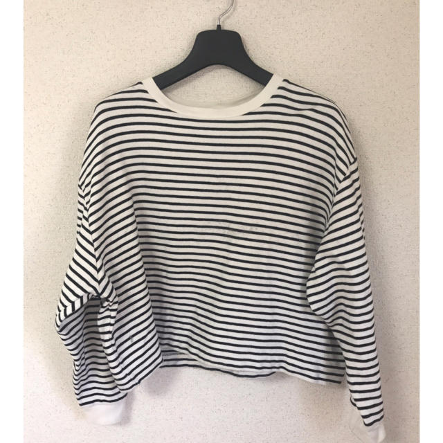 ZARA(ザラ)のZARA ボーダートップス レディースのトップス(トレーナー/スウェット)の商品写真