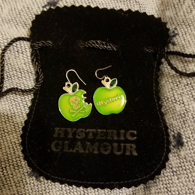 HYSTERIC GLAMOUR(ヒステリックグラマー)のHYSTERIC GLAMOUR　スカルアップルピアス レディースのアクセサリー(ピアス)の商品写真