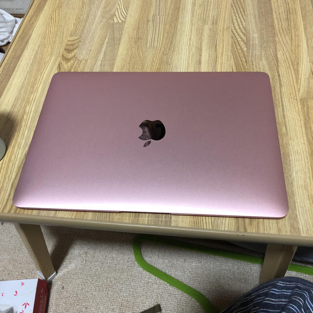 Mac (Apple)(マック)のMacBook 12インチ 2016 ローズゴールド スマホ/家電/カメラのPC/タブレット(ノートPC)の商品写真