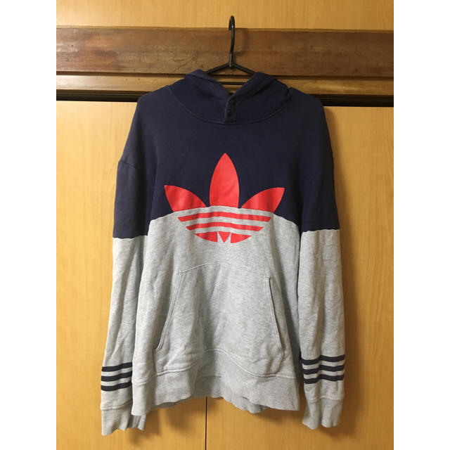 adidas(アディダス)の★アディダス オリジナルス パーカー adidas Oサイズ★ メンズのトップス(パーカー)の商品写真