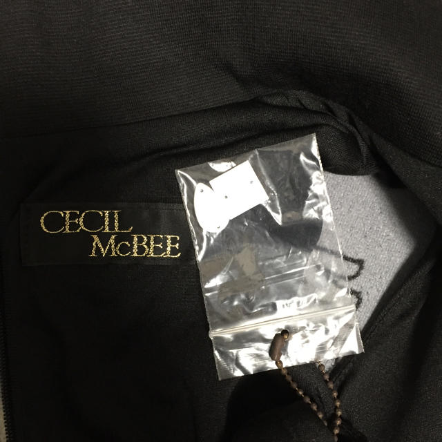 CECIL McBEE(セシルマクビー)の新品 セシルマクビー ノースリーブワンピース レディースのワンピース(ミニワンピース)の商品写真