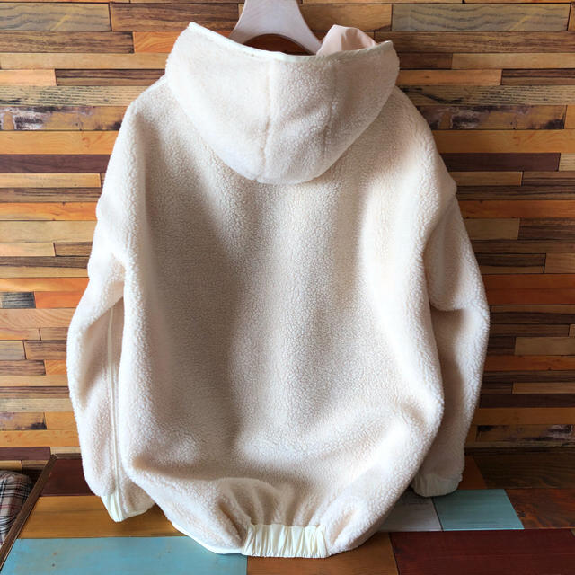 MILKFED.(ミルクフェド)のMILKFED fluffy zip up hoodie ボアパーカージャンバー レディースのジャケット/アウター(ブルゾン)の商品写真