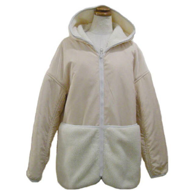 MILKFED.(ミルクフェド)のMILKFED fluffy zip up hoodie ボアパーカージャンバー レディースのジャケット/アウター(ブルゾン)の商品写真