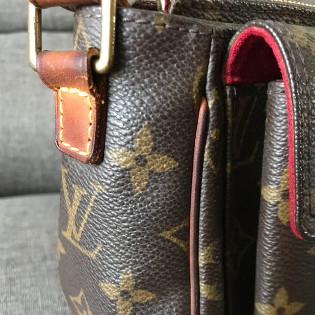 LOUIS VUITTON(ルイヴィトン)の中古 ルイヴィトン ヴィバシテ PM レディースのバッグ(ショルダーバッグ)の商品写真