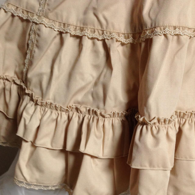 BODYLINE(ボディライン)のティアードスカート♪ レディースのスカート(ひざ丈スカート)の商品写真