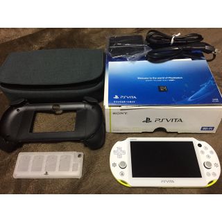 プレイステーションヴィータ(PlayStation Vita)のPS vita一式 PCH-2000 ライムグリーン 中古美品 オマケ付き(携帯用ゲーム機本体)