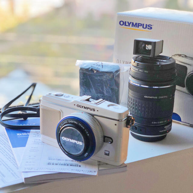 Olympus PEN E-P1 14-42mmレンズ VF-1セット(OLYMPUS PEN E-P1 Olympus PEN E-P1 14-42mmレンズ VF-1セット(OLYMPUS PEN E-P1