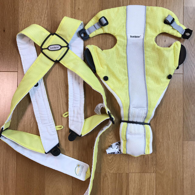 BABYBJORN(ベビービョルン)の抱っこ紐 ビョルン なつき様専用 キッズ/ベビー/マタニティの外出/移動用品(抱っこひも/おんぶひも)の商品写真