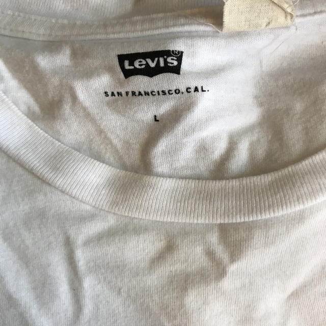 Levi's(リーバイス)の半袖シャツ レディースのトップス(Tシャツ(半袖/袖なし))の商品写真