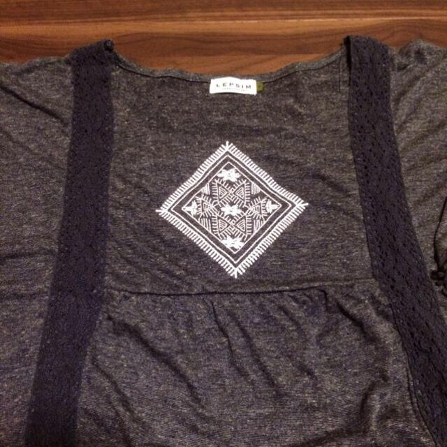 LEPSIM(レプシィム)のLEPSIM♡シャツ レディースのトップス(カットソー(半袖/袖なし))の商品写真