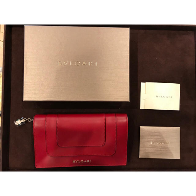 BVLGARI(ブルガリ)のブルガリ セルペンティ 二つ折り財布&スマホケース レディースのファッション小物(財布)の商品写真