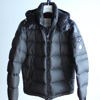 モンクレール(MONCLER)の⭕️専用です 【希少】正規品 モンクレール メンズ ハンガー付き(ダウンジャケット)