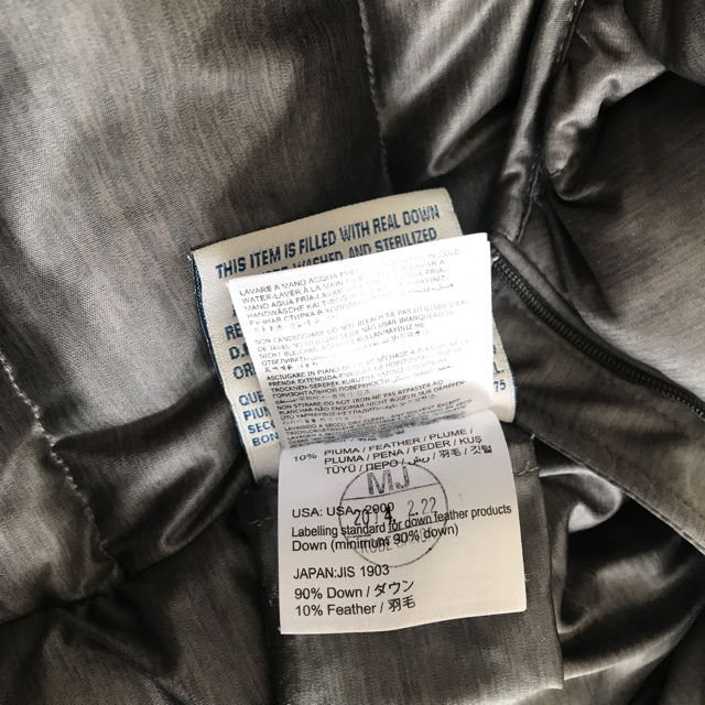 MONCLER(モンクレール)のMONCLERダウン レディースのジャケット/アウター(ダウンジャケット)の商品写真