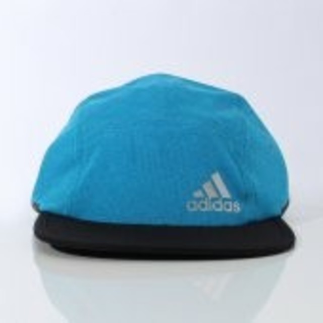 adidas(アディダス)の【処分,新品】アディダス climachill フラットキャップ スポーツ/アウトドアのトレーニング/エクササイズ(トレーニング用品)の商品写真