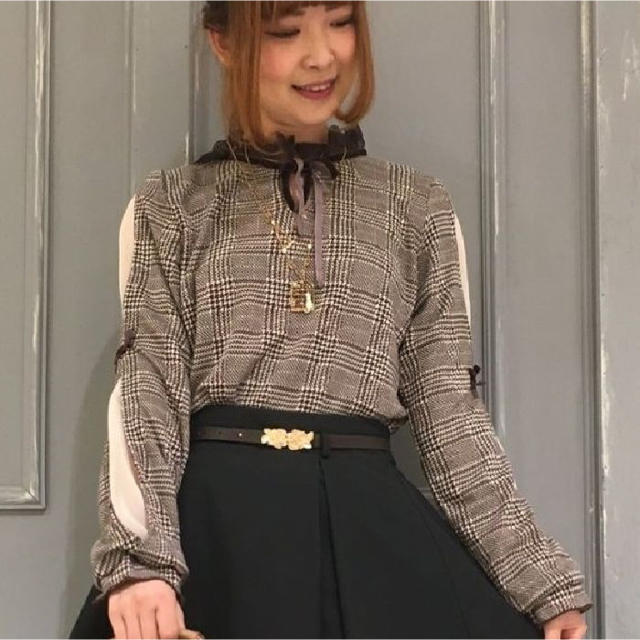 axes femme(アクシーズファム)のririan様  お取り引き中 袖デザイングレンチェックプルオーバー レディースのトップス(カットソー(長袖/七分))の商品写真