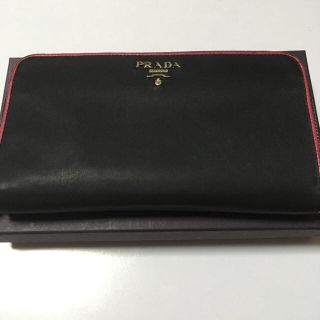 プラダ(PRADA)のPRADA ラウンドファスナー 長財布(長財布)