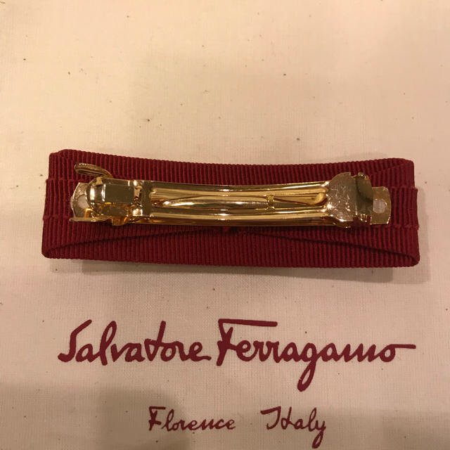 Ferragamo(フェラガモ)のフェラガモ バレッタ レディースのヘアアクセサリー(バレッタ/ヘアクリップ)の商品写真