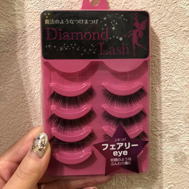 Diamond Beauty(ダイヤモンドビューティー)のつけまつげ 3点 コスメ/美容のベースメイク/化粧品(つけまつげ)の商品写真