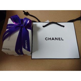 シャネル(CHANEL)のシャネル ラ クレーム マン リボン紫(ハンドクリーム)