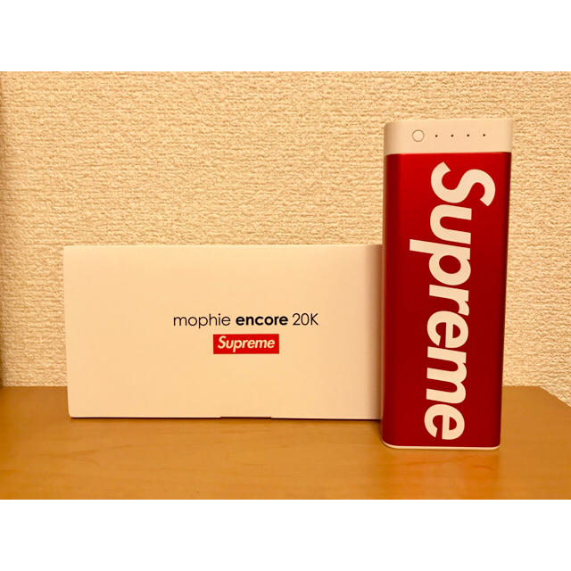 Supreme モバイルバッテリー elkisi.com