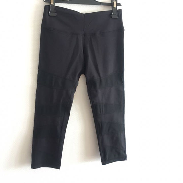 *outlet* lululemon crop size4