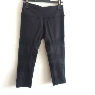 ルルレモン(lululemon)の*outlet* lululemon crop size4(その他)