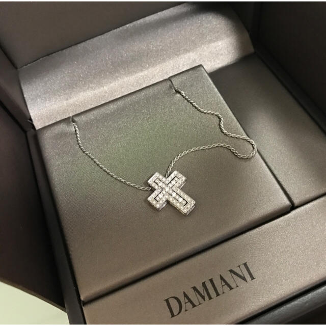 Damiani(ダミアーニ)のダミアーニ♡銀座タワー限定♡フルダイヤベルエポックネックレス レディースのアクセサリー(ネックレス)の商品写真