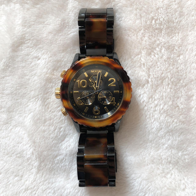 NIXON(ニクソン)のNIXON minimize べっ甲 42-20 メンズの時計(腕時計(アナログ))の商品写真