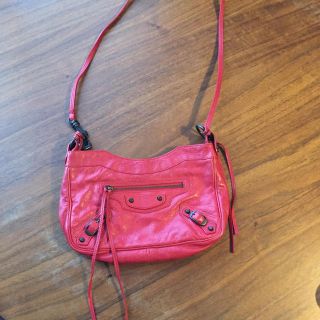 バレンシアガバッグ(BALENCIAGA BAG)の【mkors様専用】バレンシアガ 赤ショルダーバッグ(ショルダーバッグ)