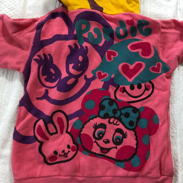 LOVE REVOLUTION(ラブレボリューション)のLOVEREVOLUTION パーカー120 キッズ/ベビー/マタニティのキッズ服女の子用(90cm~)(その他)の商品写真